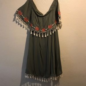 Off shoulder bohemian dress
